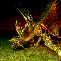 D&D Icons of the Realms: Adult Gold Dragon Premium Figure